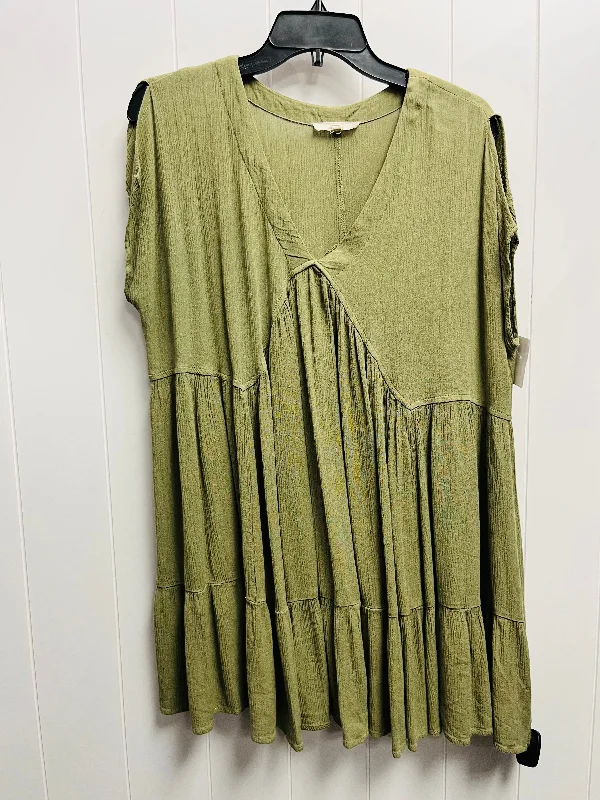 Animal print women's topsTunic Short Sleeve By Chelsea And Violet In Green, Size: L