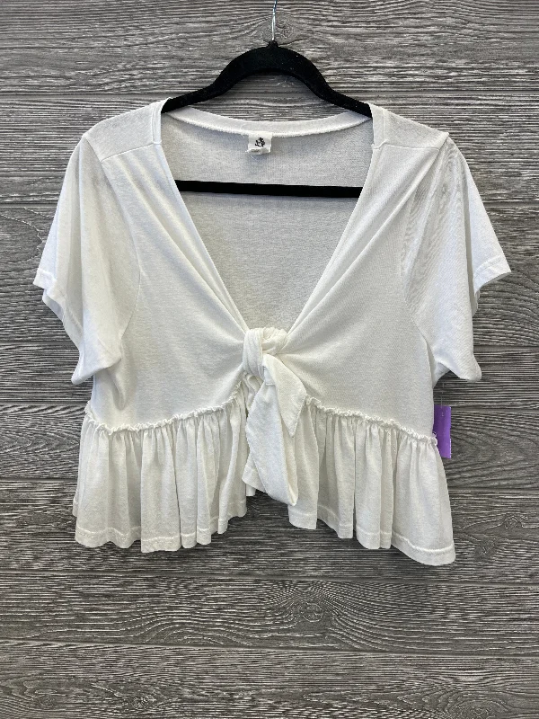 Burgundy women's topsTop Short Sleeve By Clothes Mentor In White, Size: S
