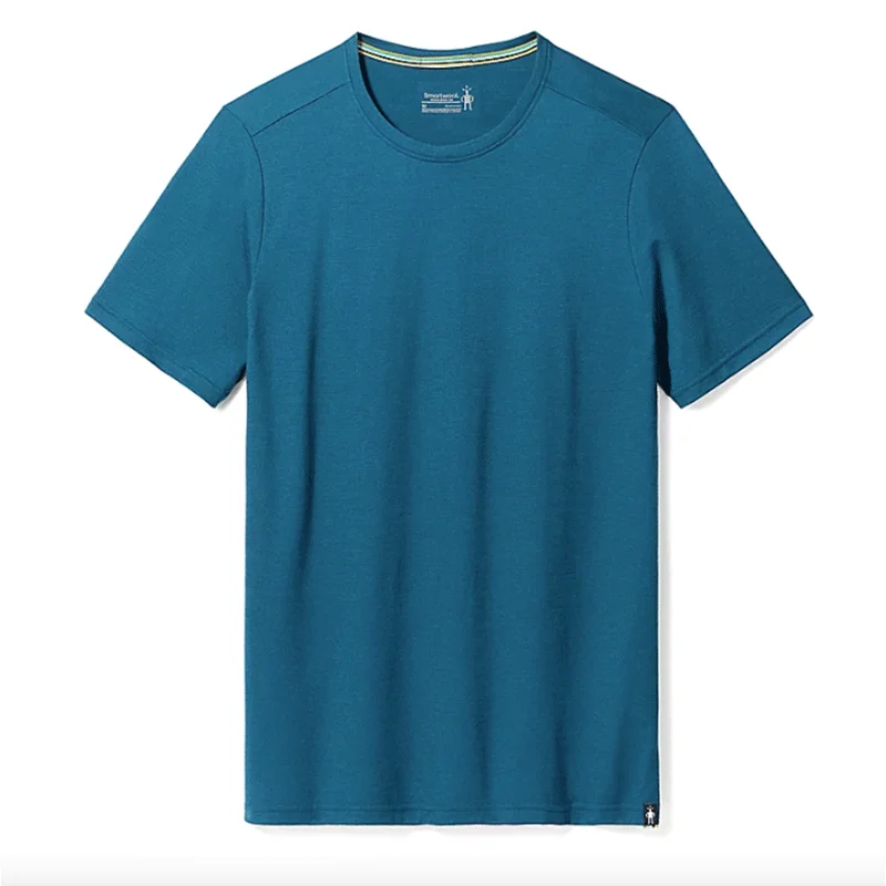 must-have short-sleeved shirts for men this seasonMen's Short Sleeve Tee