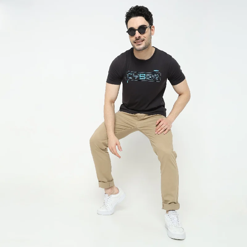 relaxed-fit tops for menRegular Fit Graphic T-Shirt