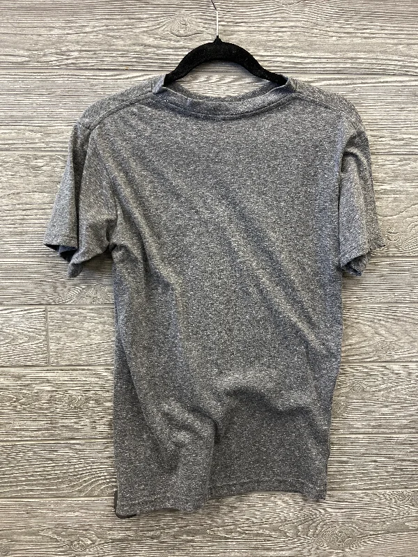 Party women's topsTop Short Sleeve By Acting Pro In Grey, Size: S