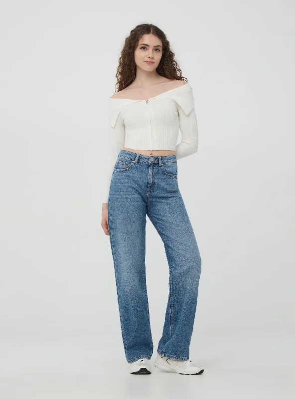 short-sleeved shirts for menWoman's Sweater 3-5