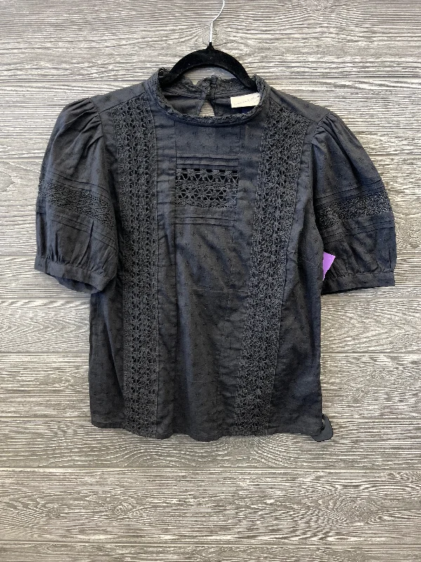Local artisan women's topsTop Short Sleeve By Universal Thread In Grey, Size: Xs