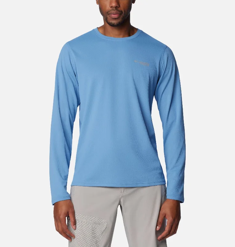 short-sleeved tops for men that are perfect for both casual and dressy occasionsMen's Summit Valley Short Sleeve Crew - Skyler