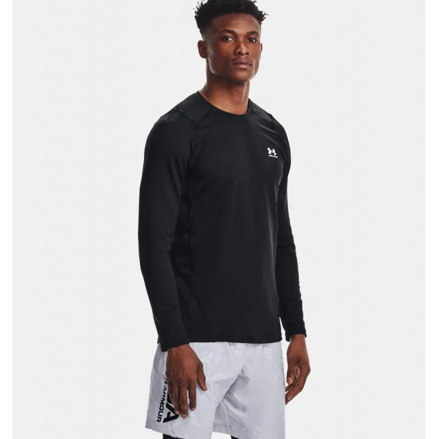 unique short-sleeved tops for men that stand out in a crowdMen's Cg Armour Fitted Crew
