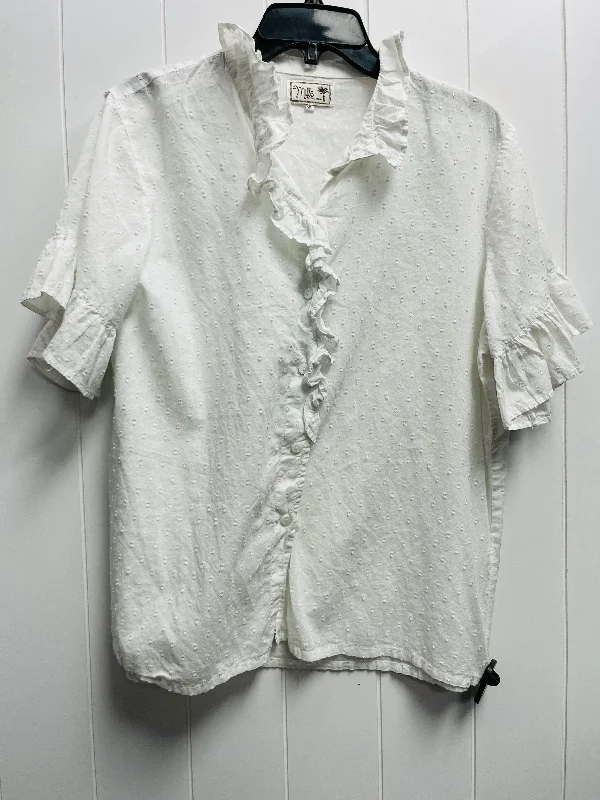 Halter neck women's topsTop Short Sleeve By Clothes Mentor In White, Size: Xl