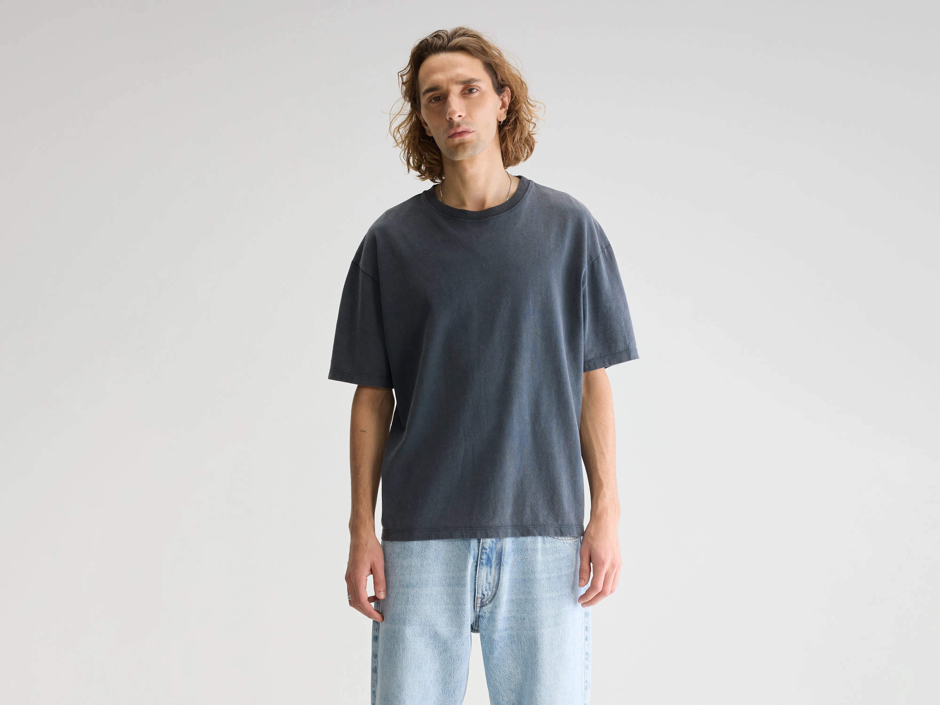 short-sleeved shirts for men that are moisture-wicking and quick-dryingVouch short-sleeve t-shirt (251 / M / BLACK BLUE)