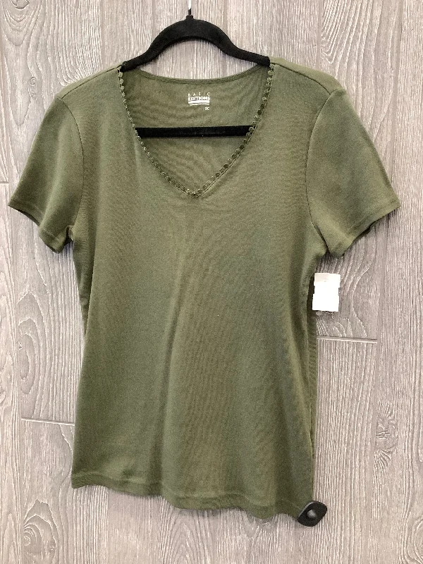 Oversized women's topsTop Short Sleeve By Basic Editions In Green, Size: S