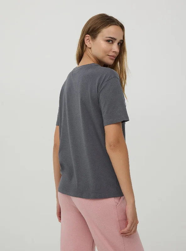 tops suitable for warm weather for menWoman's Short-sleeved T-shirt