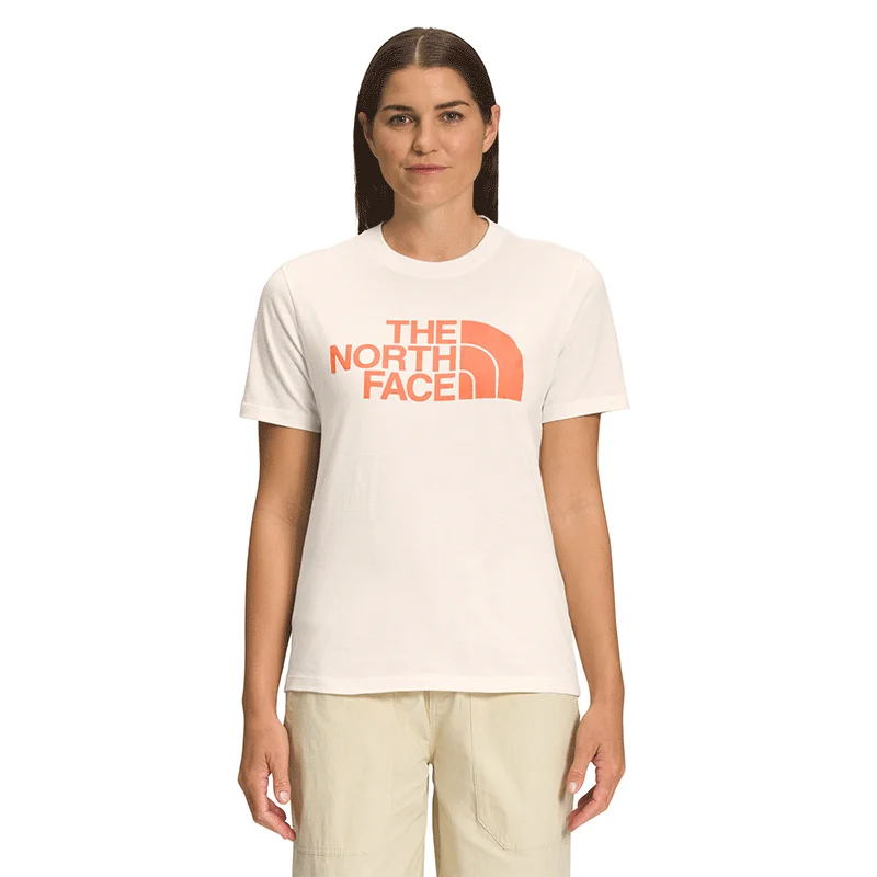 casual outfit ideas featuring short-sleeved shirts for menWomen’s Short-Sleeve Half Dome Tee