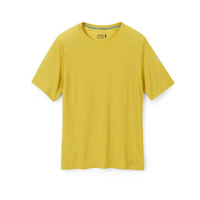 short-sleeved shirts for men that are trending on social mediaMen's Active Ultralite Short Sleeve