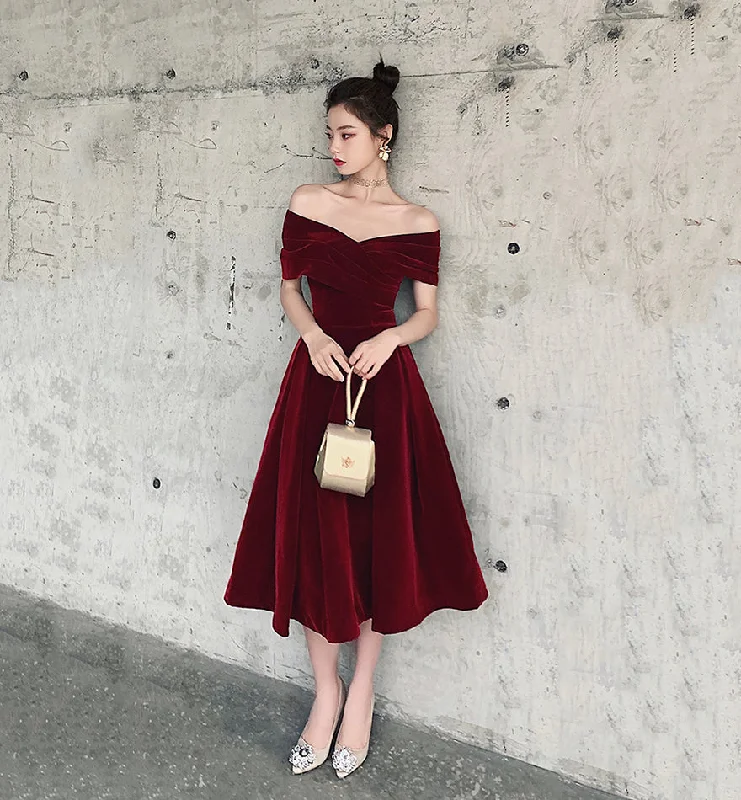 Sleeveless dresses for womenBurgundy velvet short prom dress homecoming dress  8484