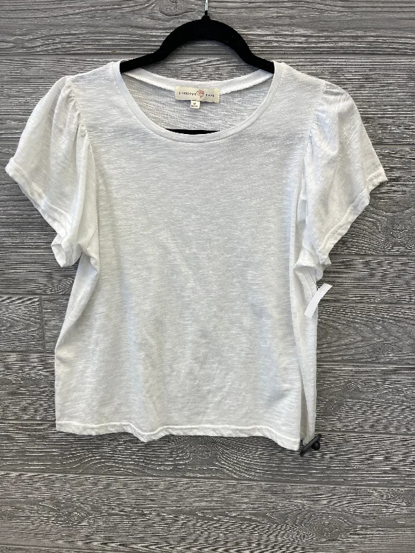 Petite women's topsTop Short Sleeve By Clothes Mentor In White, Size: M