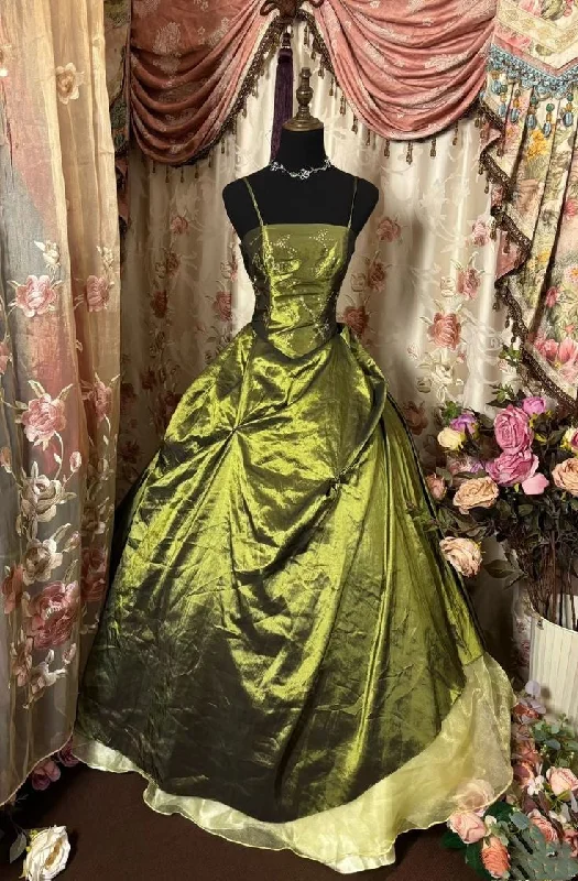 Festival dresses for music and arts eventsGreen shiny vintage exquisite beaded long elegant satin ball gown evening dress gh3198