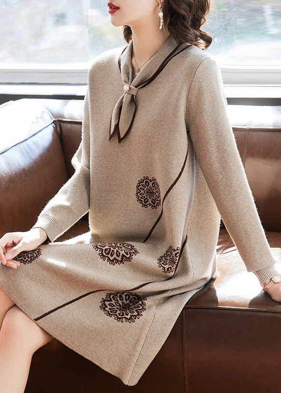 Scoop neck women's sweaterClassy Camel Bow Print Knit Sweater Dress Spring