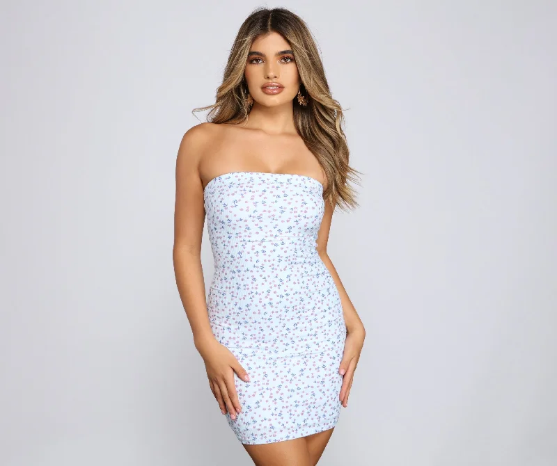 Ruched dresses for womenLet Style Bloom Charming Ditsy Floral Tube Dress