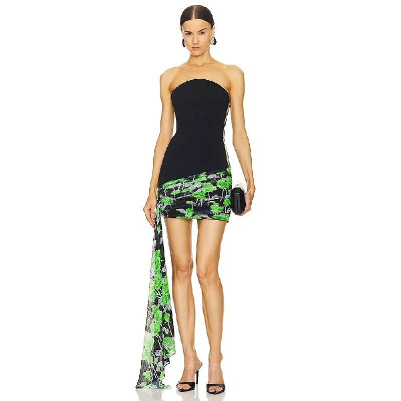 Custom-made dresses for personalized fitsStrapless Sleeveless Formfitting Mini Dress KLYF1224