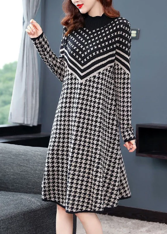 Embroidered women's sweaterBlack White Print Cinch Sweater Dress High Neck Long Sleeve