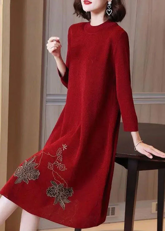 Dressy women's sweaterStylish Red O-Neck Embroideried Knit Sweater Dress Spring