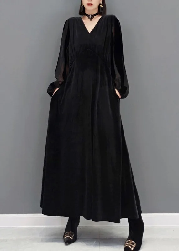 Layering dresses for versatile stylingFrench Black V Neck Pocket Patchwork Velour Dress Autumn