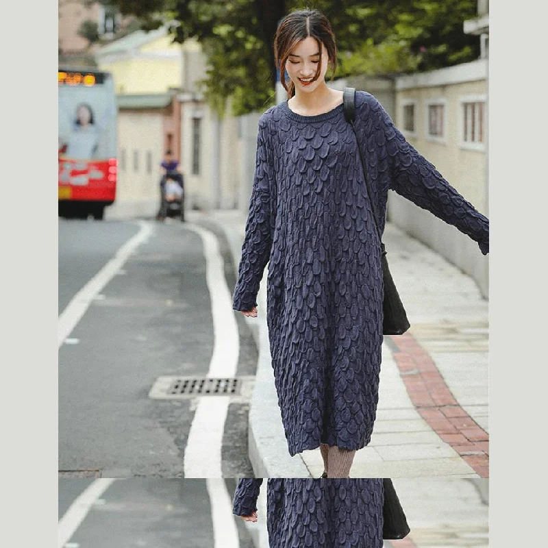 V-neck women's sweaterFine Black And Blue Loose Thicken Sweater Dresses For Women