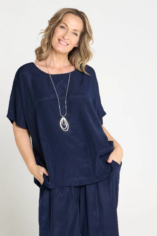Cropped women's topsAdalee Top - Navy