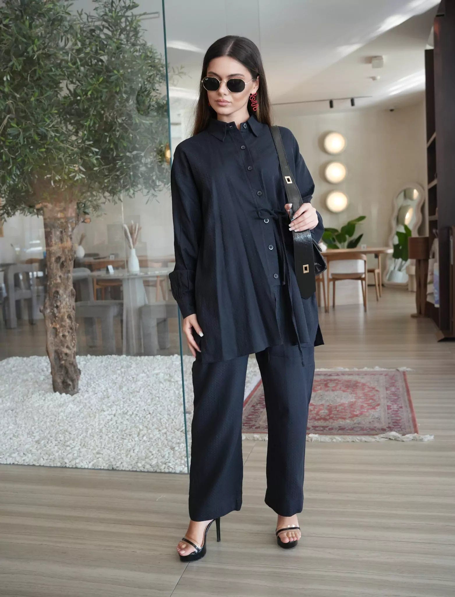 V-neck women's topsTally Shirt