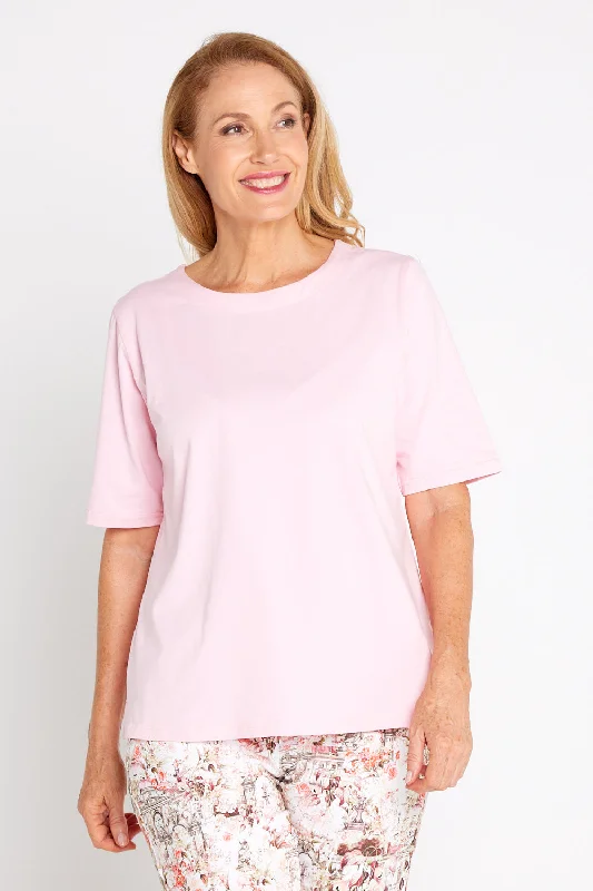 Pastel women's topsThe Essential Tee - Baby Pink